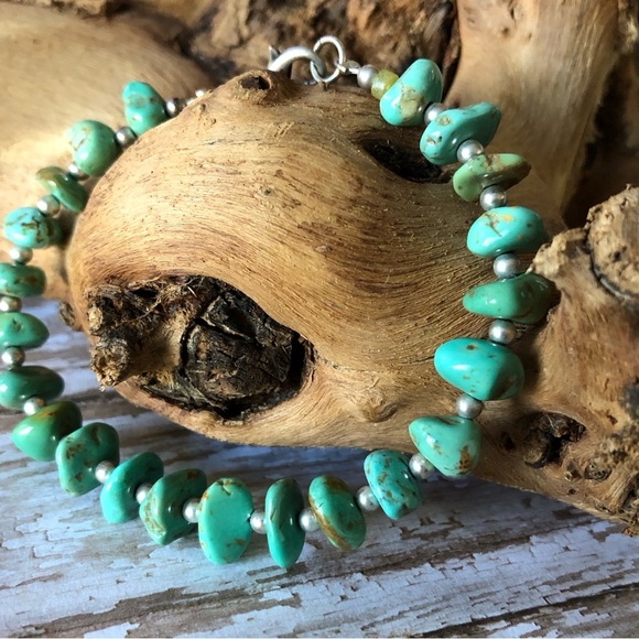 🩵 Genuine Turquoise and Silver Beaded Bracelet - Picture 6 of 9